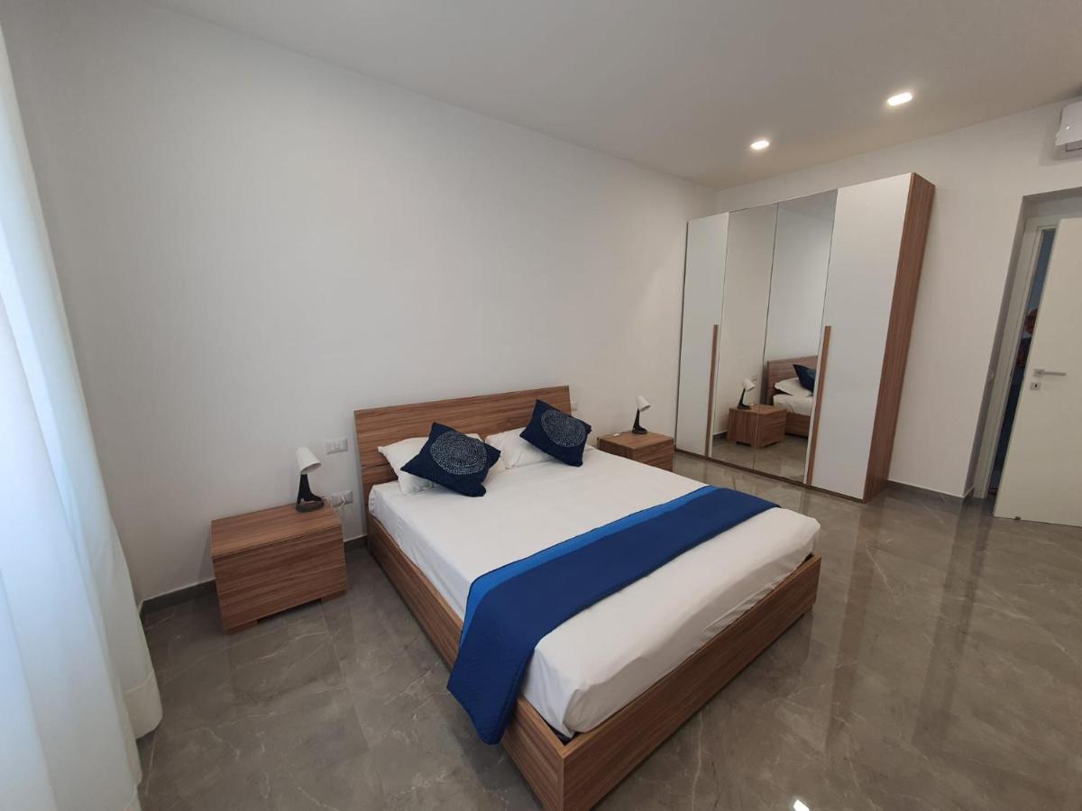 Deviveschi Guest House 卡斯特拉玛雷帝斯达比亚 外观 照片